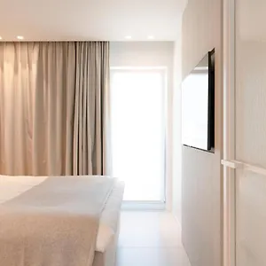 Designappartement Met Zijdelings Zicht Op Zee Oostende